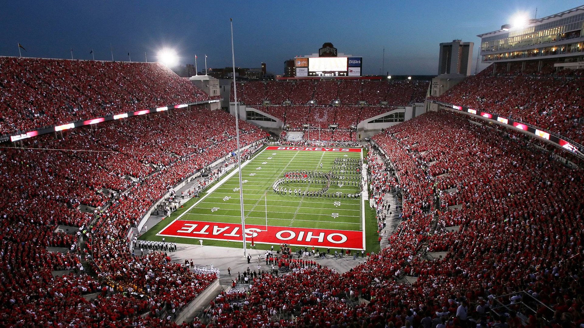 欧冠八强战激战正酣，豪门对决引爆全球足球热潮